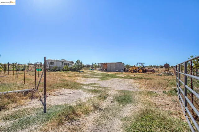 a view of an ocean view