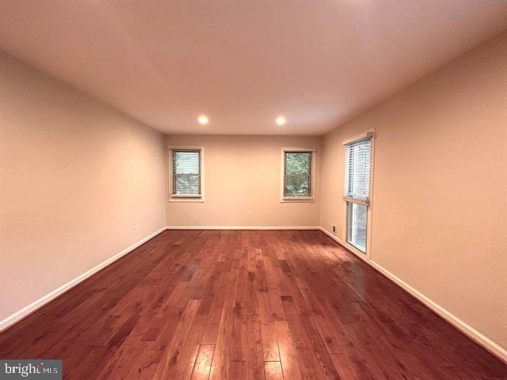 3126 Flintlock Road Fairfax, VA 22030 - Photo 5 of 25