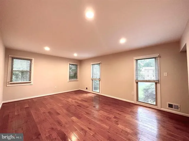 $3,850 | 3126 Flintlock Road, Fairfax, VA 22030