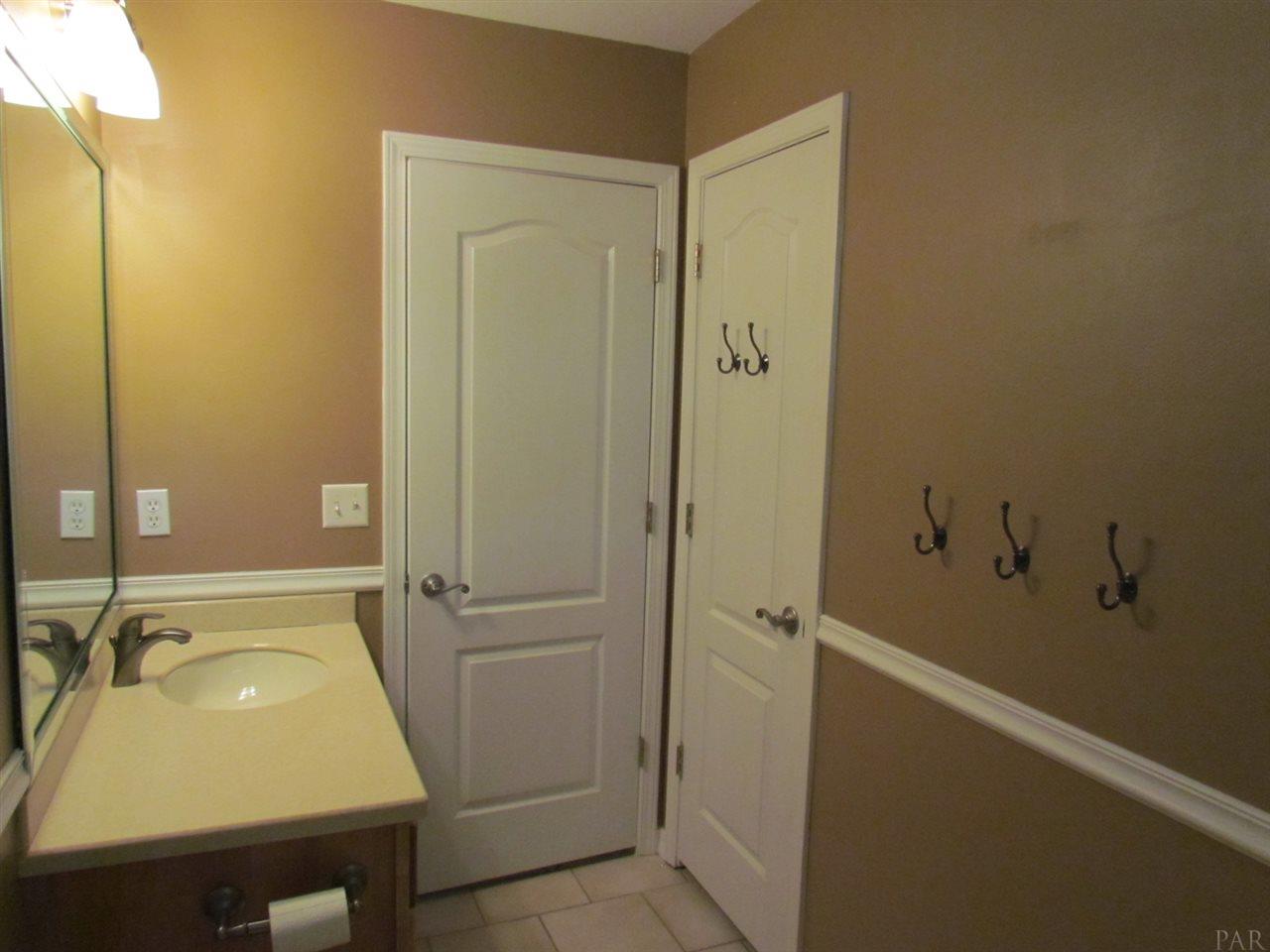2964 Holley Point Road Navarre, FL 32566 - Photo 12 of 29 Gallery Image 12
