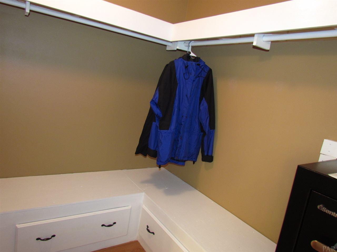 2964 Holley Point Road Navarre, FL 32566 - Photo 17 of 29 Gallery Image 17