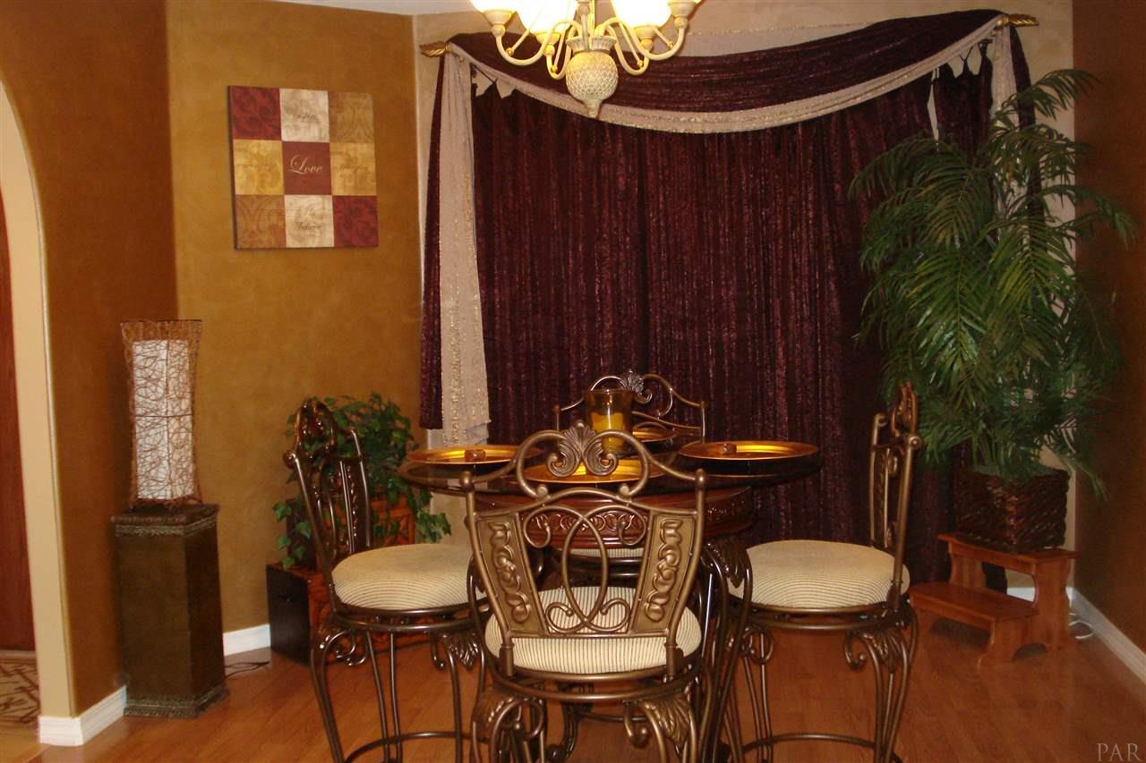 2964 Holley Point Road Navarre, FL 32566 - Photo 3 of 29 Gallery Image 3