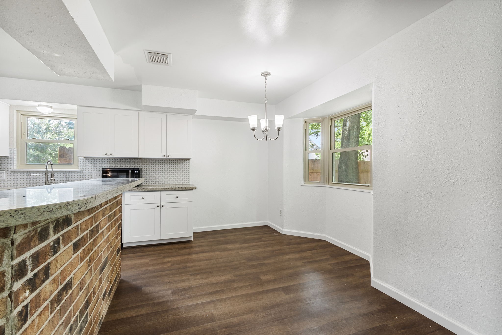 9726 John Bank Drive Spring, TX 77379 - Photo 10 of 36