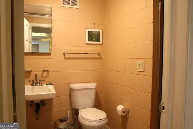 $399,000 | 1903 Ridgewood Drive, West Point, GA 31833