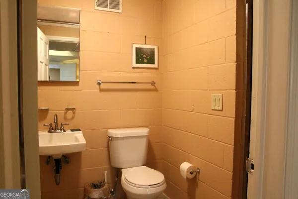 $399,000 | 1903 Ridgewood Drive, West Point, GA 31833