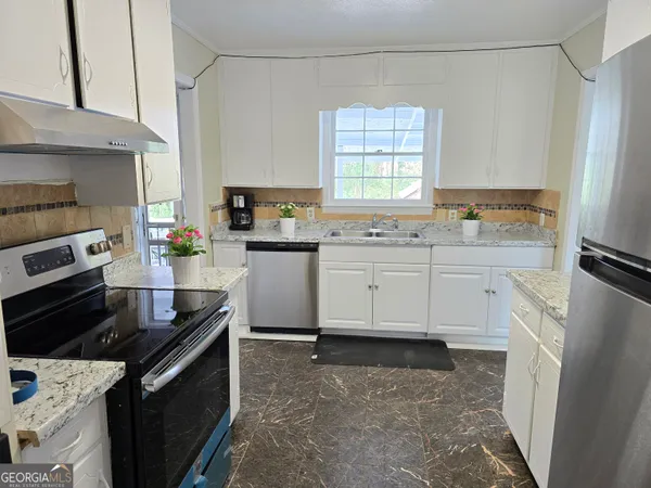 $385,000 | 1903 Ridgewood Drive, West Point, GA 31833