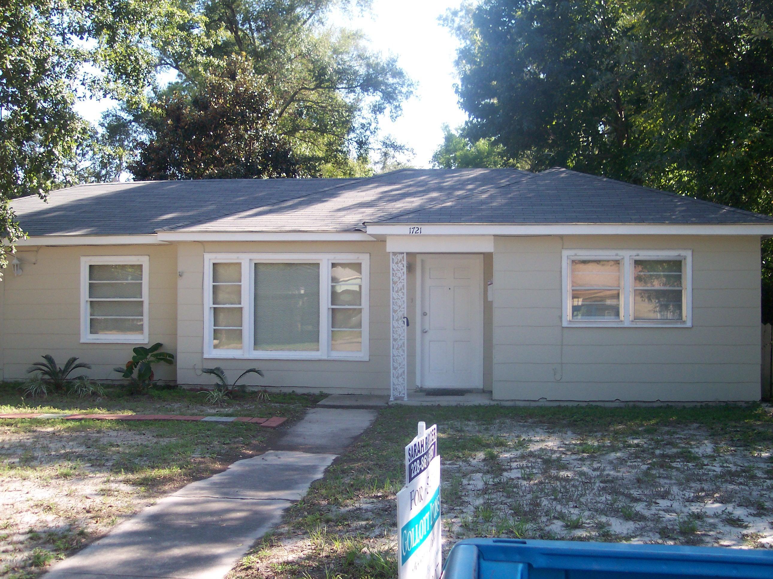 1721 State Street Biloxi, MS 39531 - Photo 2 of 8 100_1847
