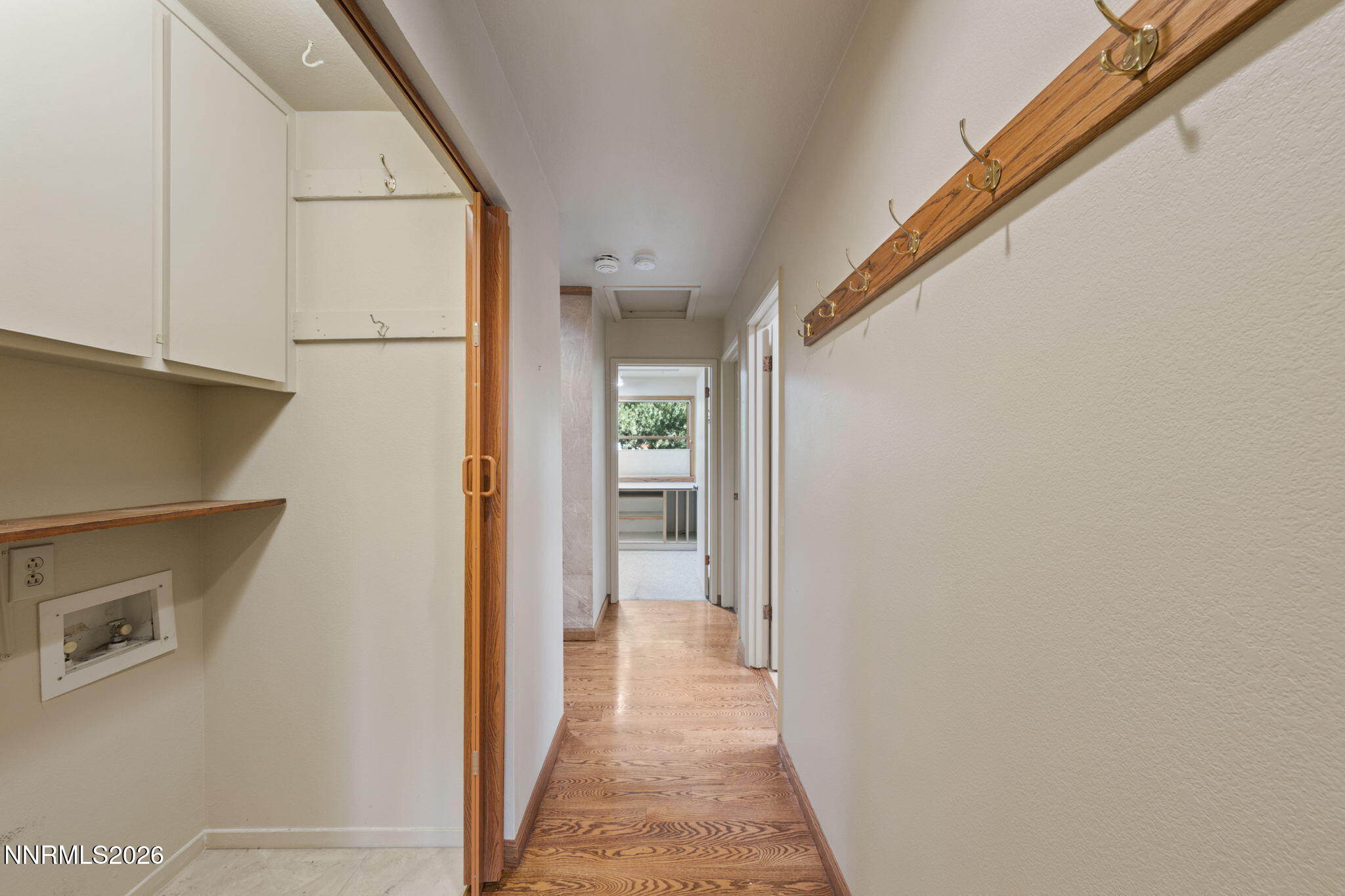 2230 King Edward Drive Reno, NV 89503 - Photo 38 of 51 40-web-or-mls-A7V05164