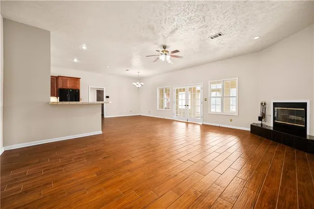 $290,000 | 209 Sunshine Drive, Alexandria, LA 71303