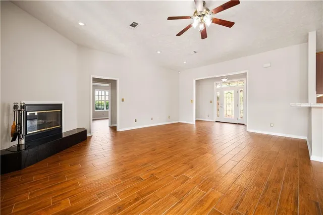 $290,000 | 209 Sunshine Drive, Alexandria, LA 71303