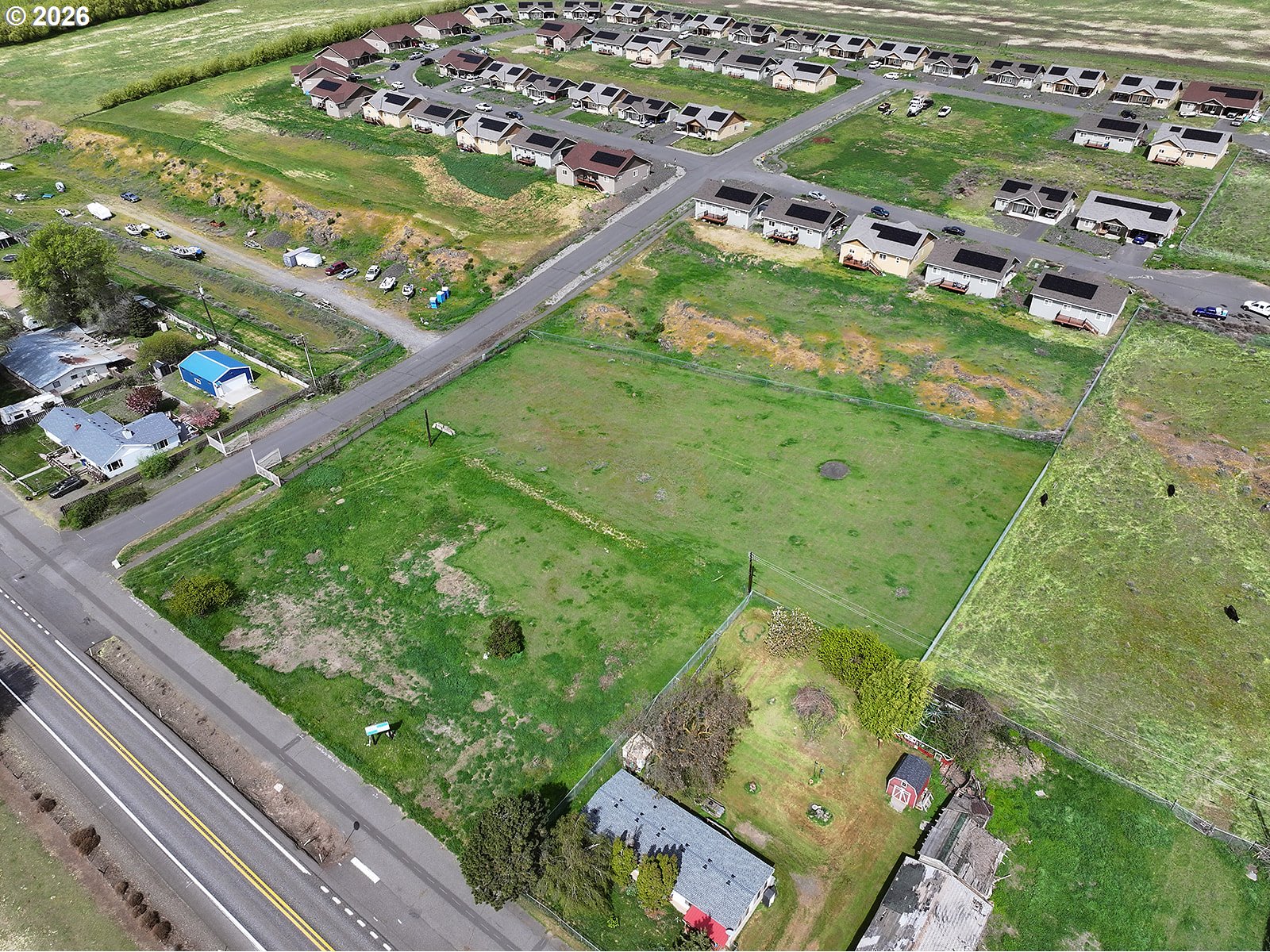 9255 Highway 14 Wishram, WA 98673 - Photo 26 of 37 an aerial view of a residential houses with outdoor space