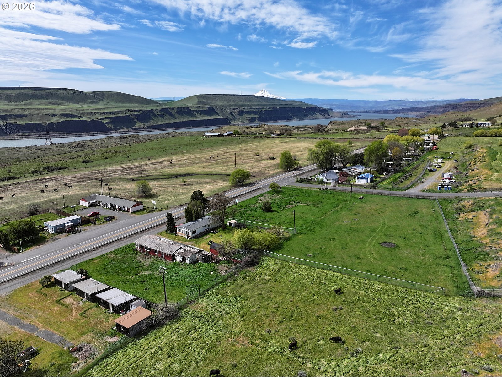 9255 Highway 14 Wishram, WA 98673 - Photo 32 of 37 a view of a city with ocean view