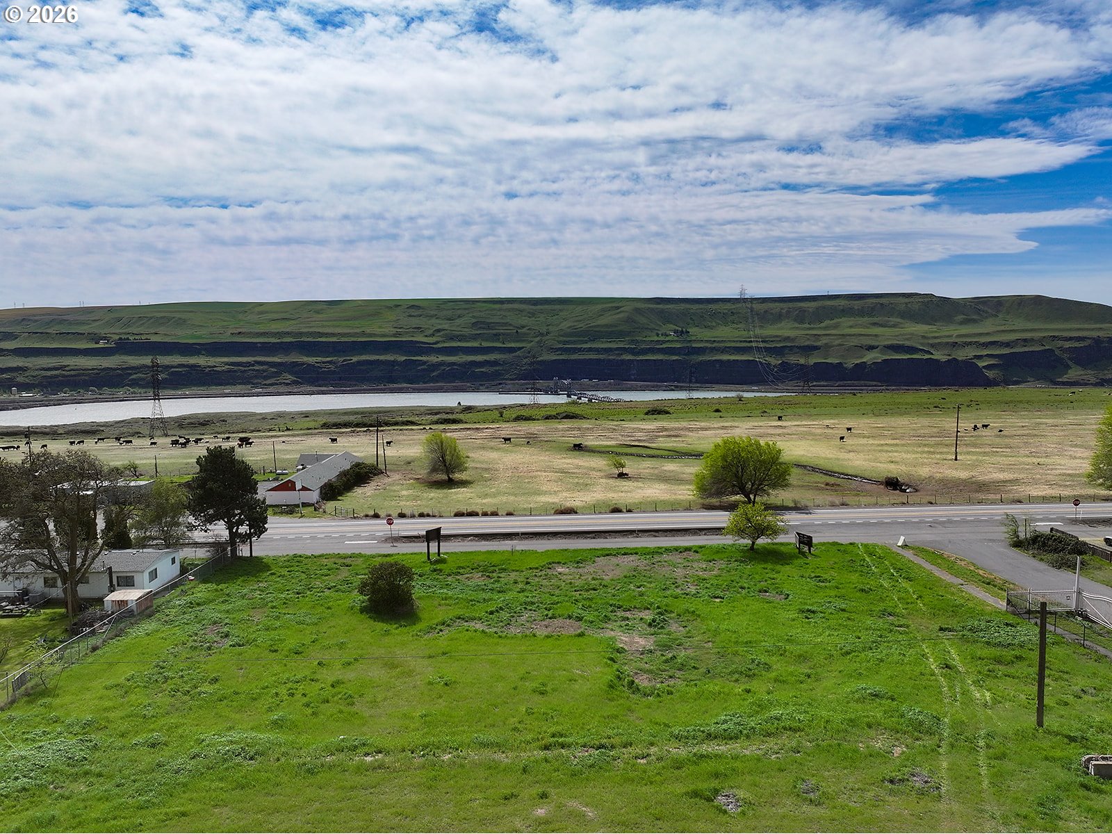 9255 Highway 14 Wishram, WA 98673 - Photo 37 of 37 a view of a swimming pool with a yard