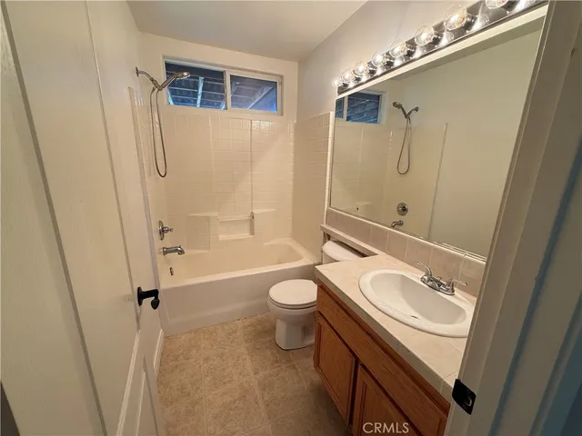 $2,500 | 10918 Thunder Falls Avenue, Bakersfield, CA 93312