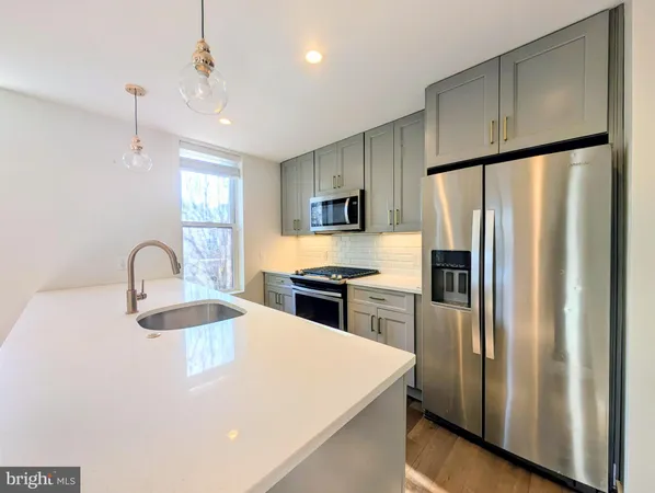 $3,100 | 1500 North American Street, Unit A, Philadelphia, PA 19122