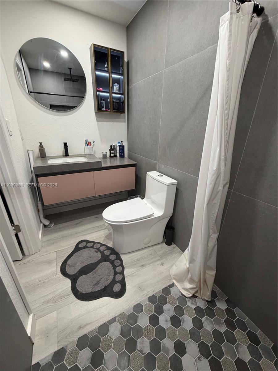 660 Southwest 30th Terrace Fort Lauderdale, FL 33312 - Photo 23 of 28