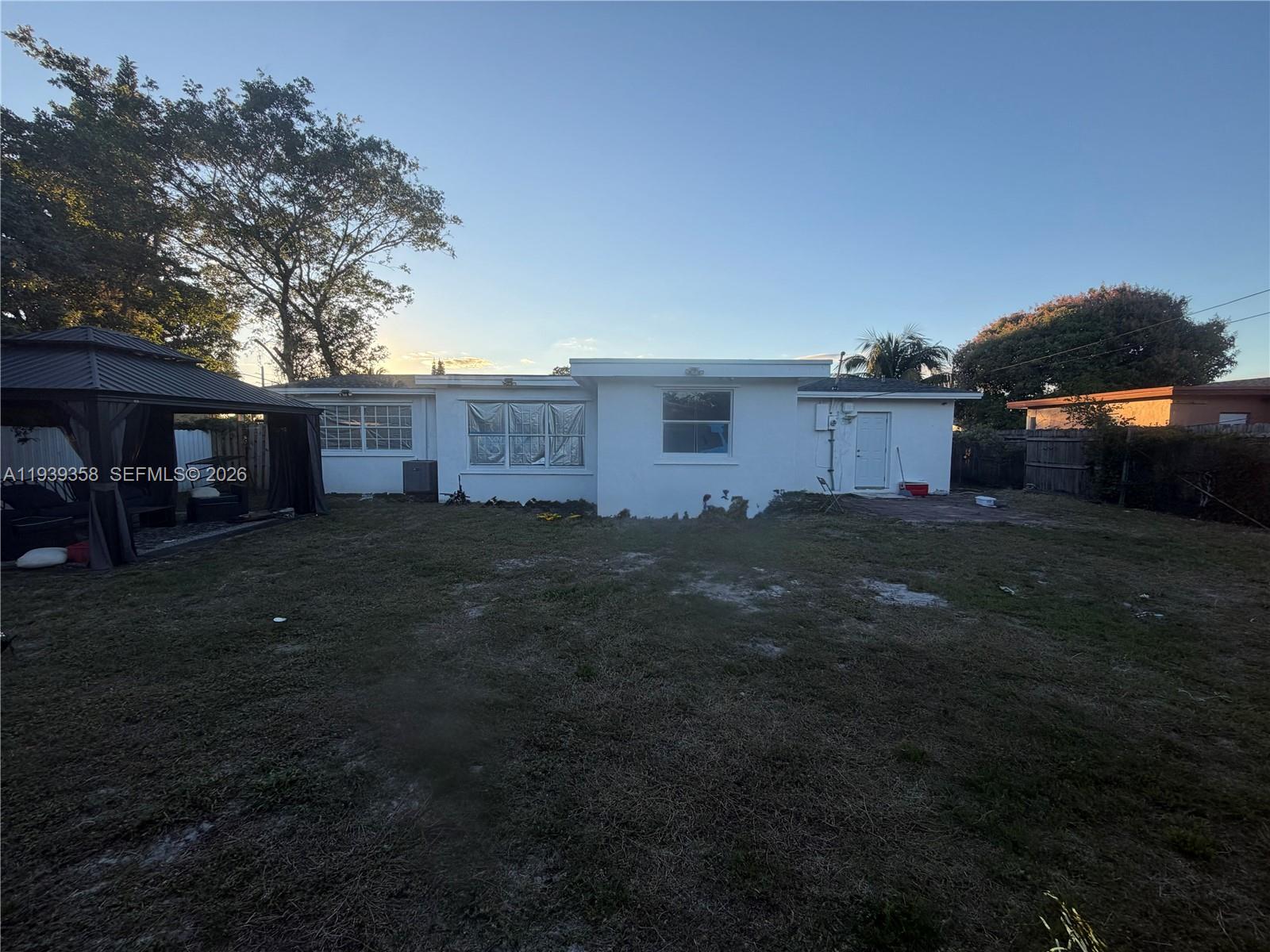 660 Southwest 30th Terrace Fort Lauderdale, FL 33312 - Photo 26 of 28