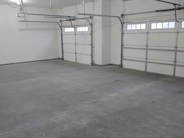 $349,900 | 305 North Niles Avenue, Tuscola, IL 61953