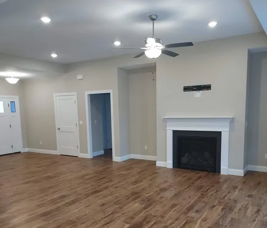 $349,900 | 305 North Niles Avenue, Tuscola, IL 61953