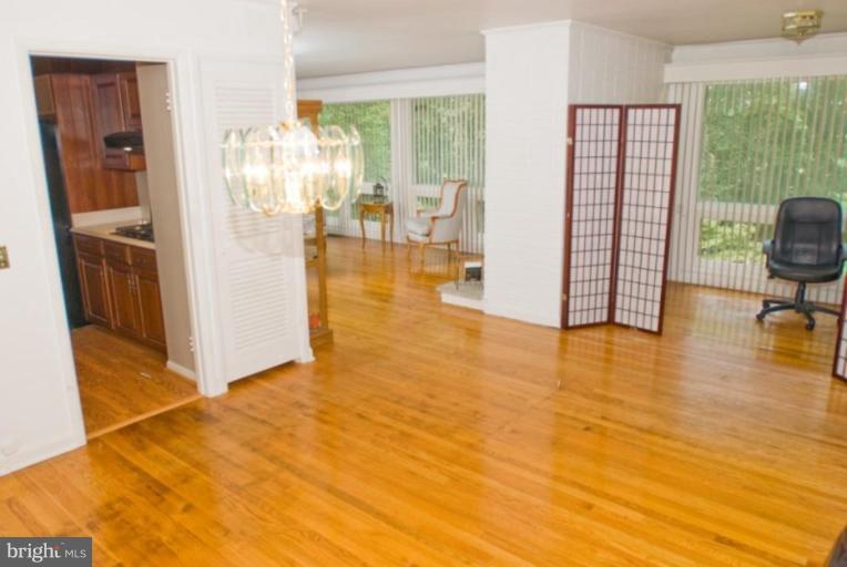 8821 Wolverton Road Parkville, MD 21234 - Photo 2 of 15 Living Room