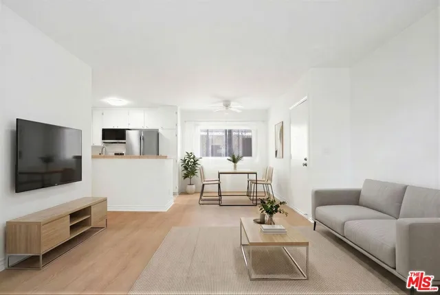 $2,899 | 9005 Cynthia Street, Unit 103, West Hollywood, CA 90069