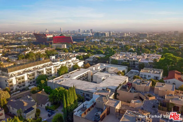 $2,899 | 9005 Cynthia Street, Unit 103, West Hollywood, CA 90069