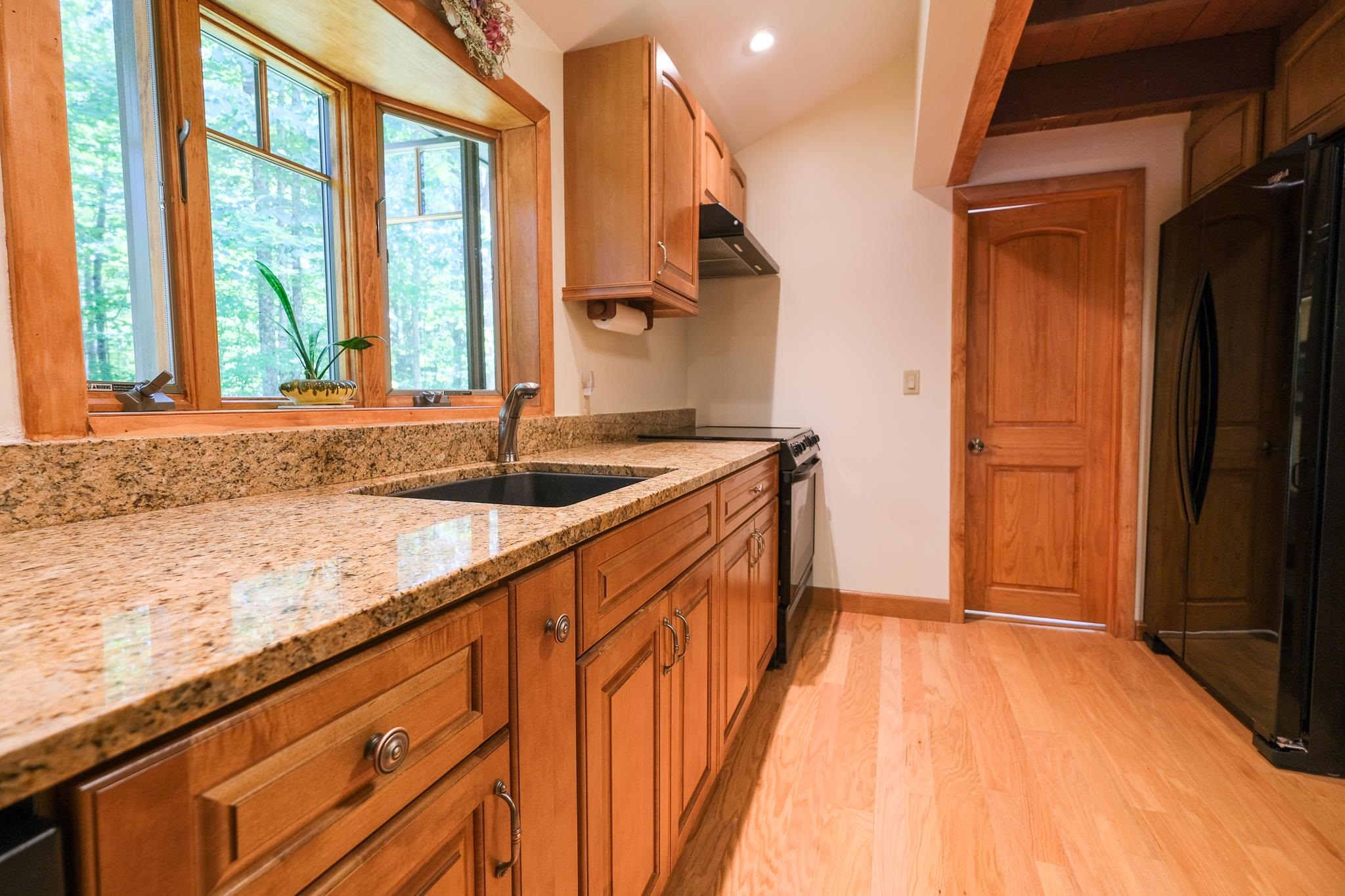 13 Edelweiss Road Ludlow, VT 05149 - Photo 5 of 40 Gallery Image 5
