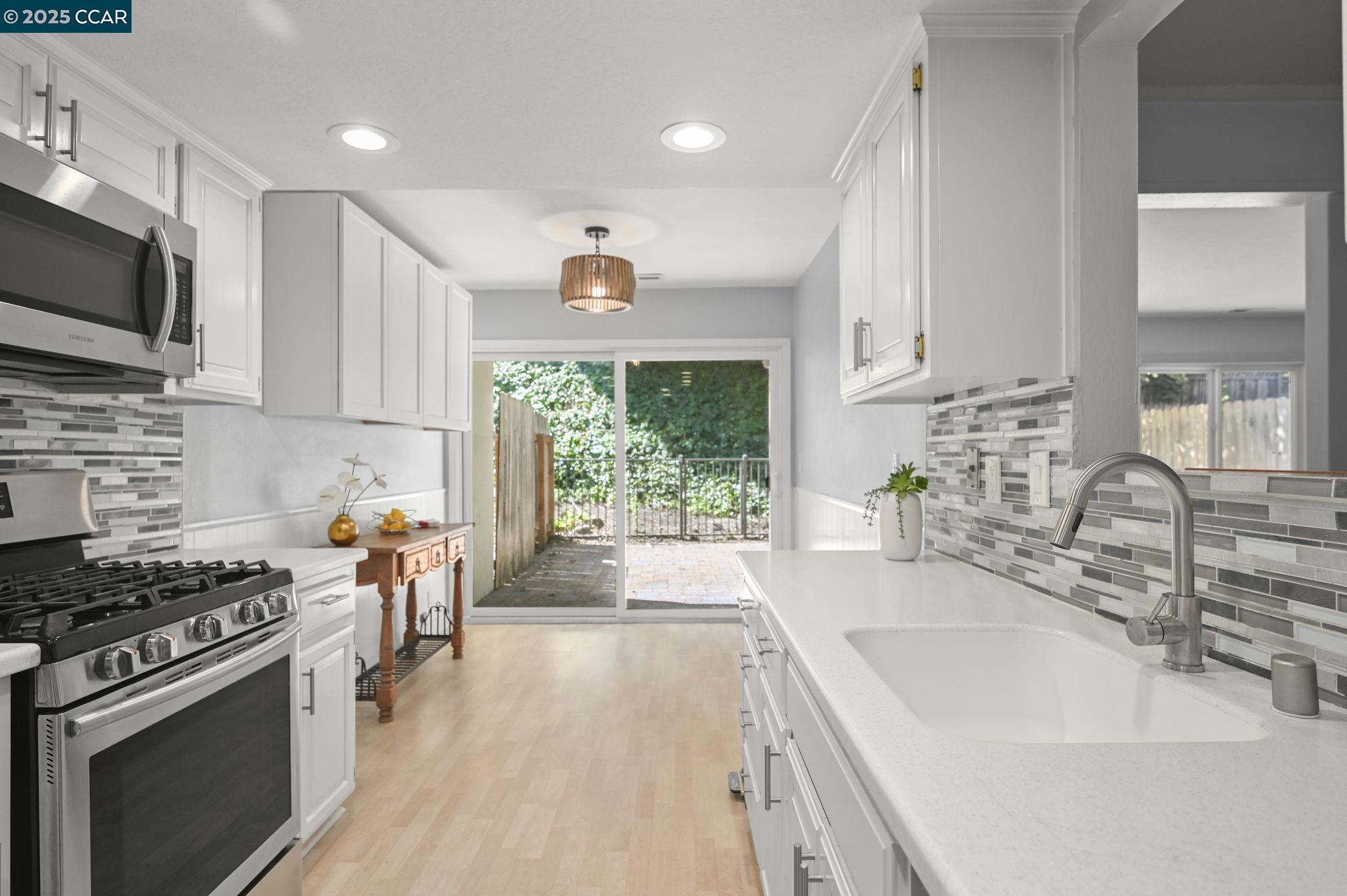 407 Tampico Walnut Creek, CA 94598 - Photo 10 of 34