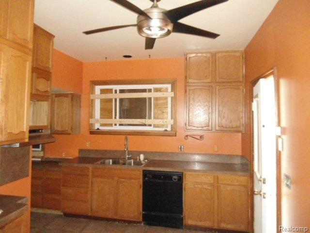 14965 Ashton Road Detroit, MI 48223 - Photo 13 of 24 DSC06673.JPG