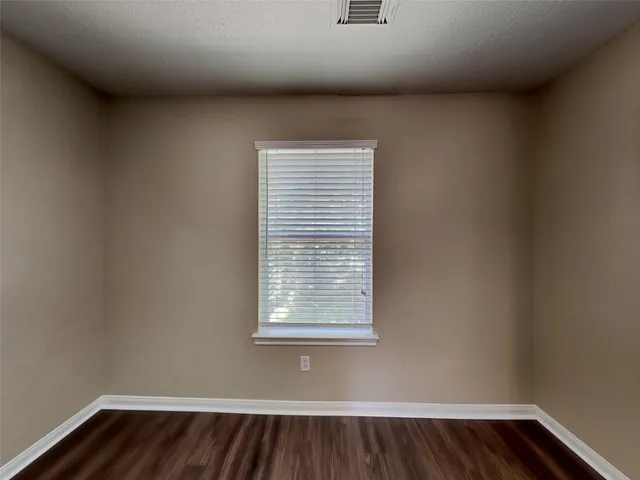 $1,875 | 3413 Stratford Lane, Montgomery, TX 77356