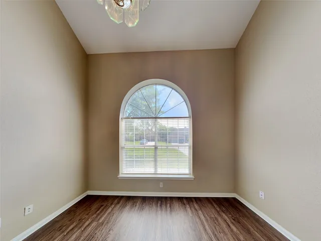 $1,875 | 3413 Stratford Lane, Montgomery, TX 77356