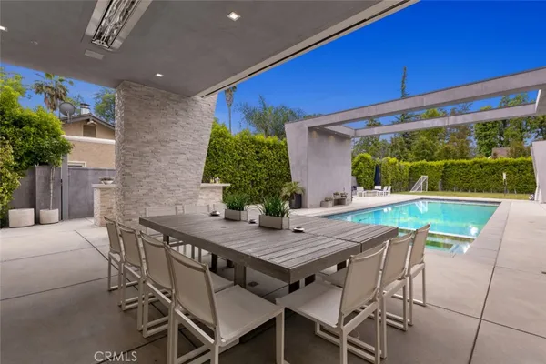 $27,500 | 5365 Vanalden Avenue, Tarzana, CA 91356