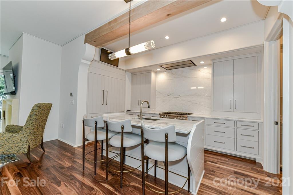 1142 Queens Road Charlotte, NC 28207 - Photo 8 of 41 Gallery Image 8