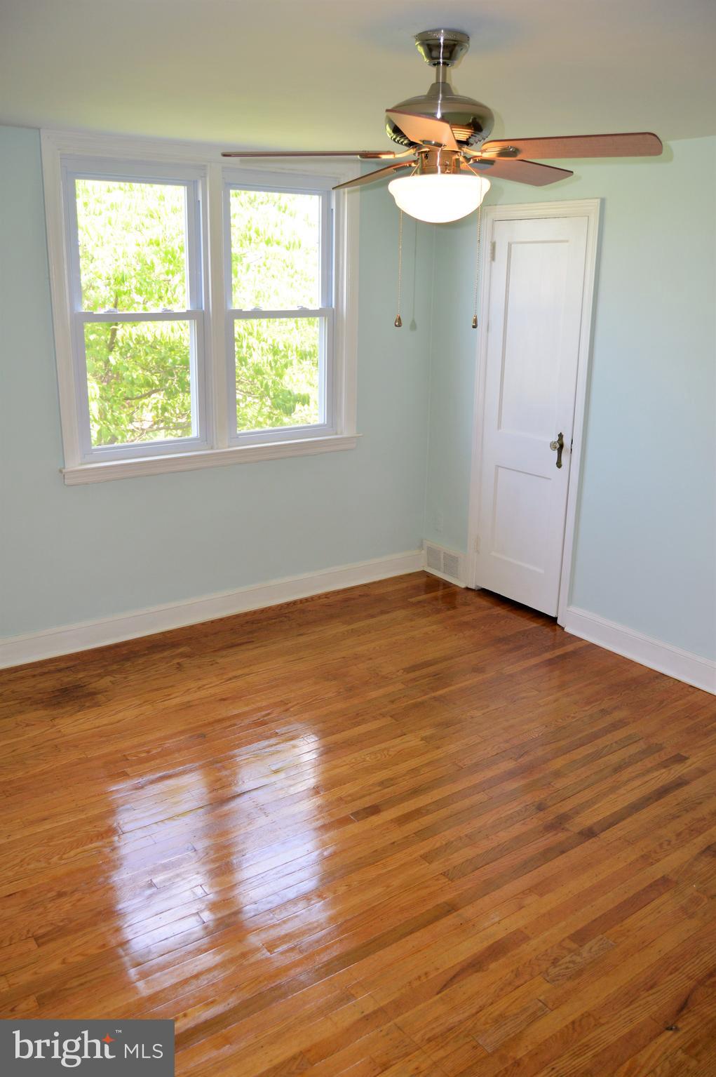 7538 Brentwood Road Philadelphia, PA 19151 - Photo 14 of 28 Gallery Image 14