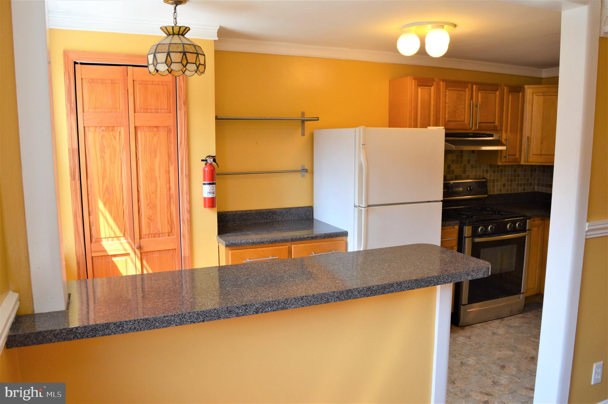 7538 Brentwood Road Philadelphia, PA 19151 - Photo 7 of 28 Gallery Image 7