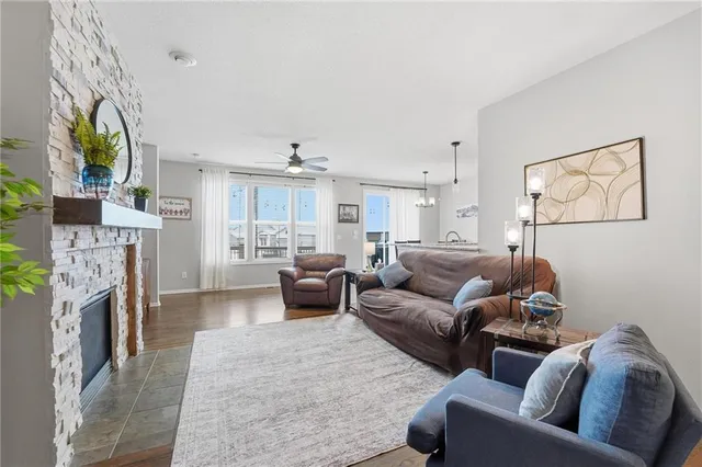 $475,000 | 1021 Southwest Cheshire Drive, Lee's Summit, MO 64083