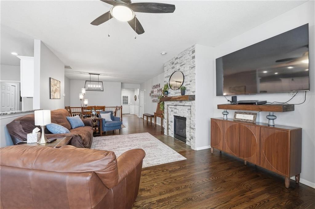 1021 Southwest Cheshire Drive Lee's Summit, MO 64083 - Photo 16 of 55