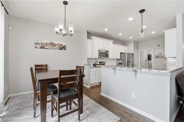 $475,000 | 1021 Southwest Cheshire Drive, Lee's Summit, MO 64083