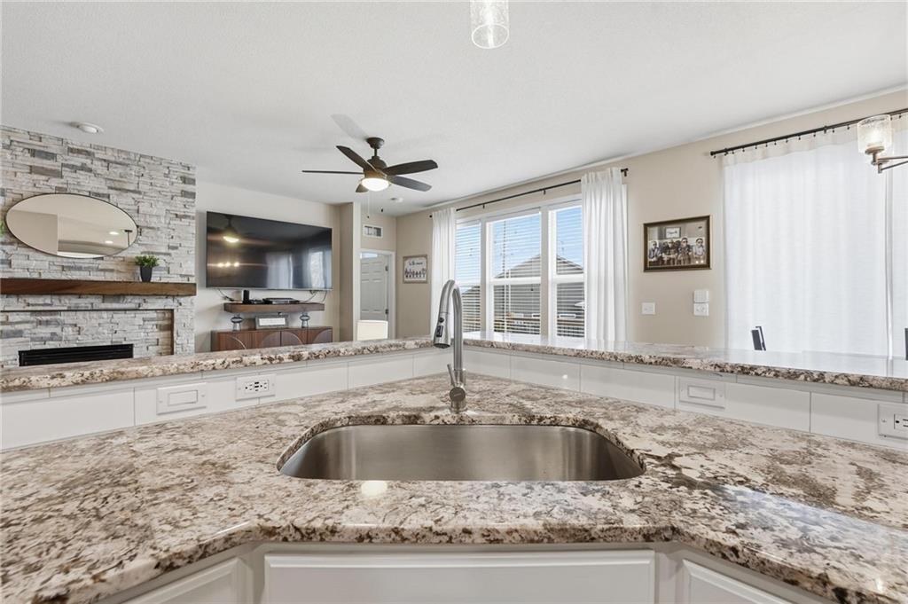 1021 Southwest Cheshire Drive Lee's Summit, MO 64083 - Photo 23 of 55