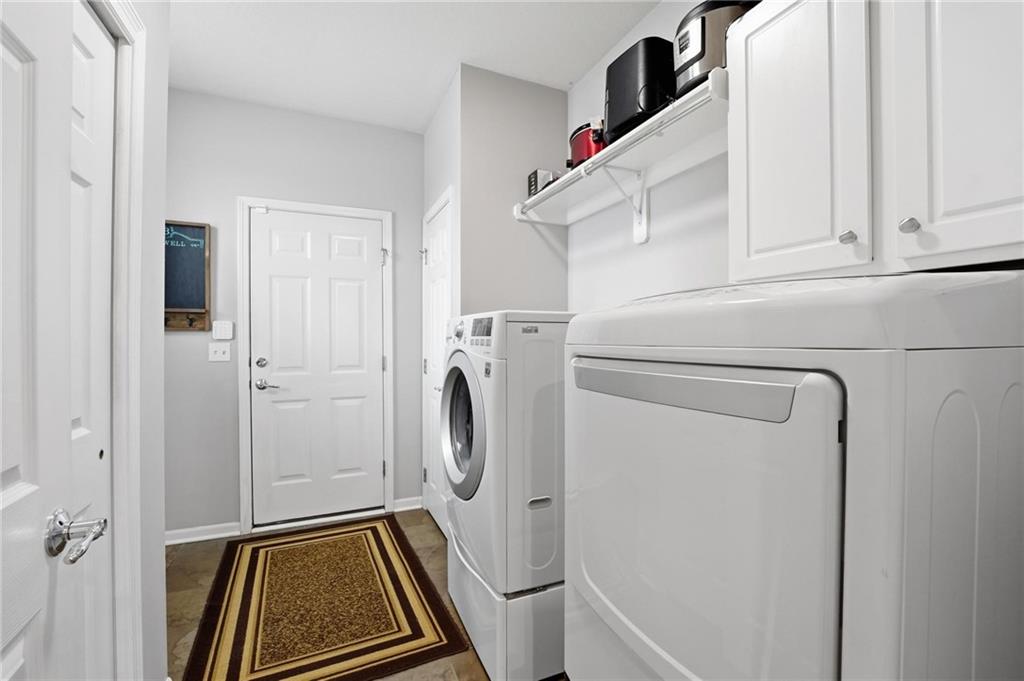 1021 Southwest Cheshire Drive Lee's Summit, MO 64083 - Photo 24 of 55