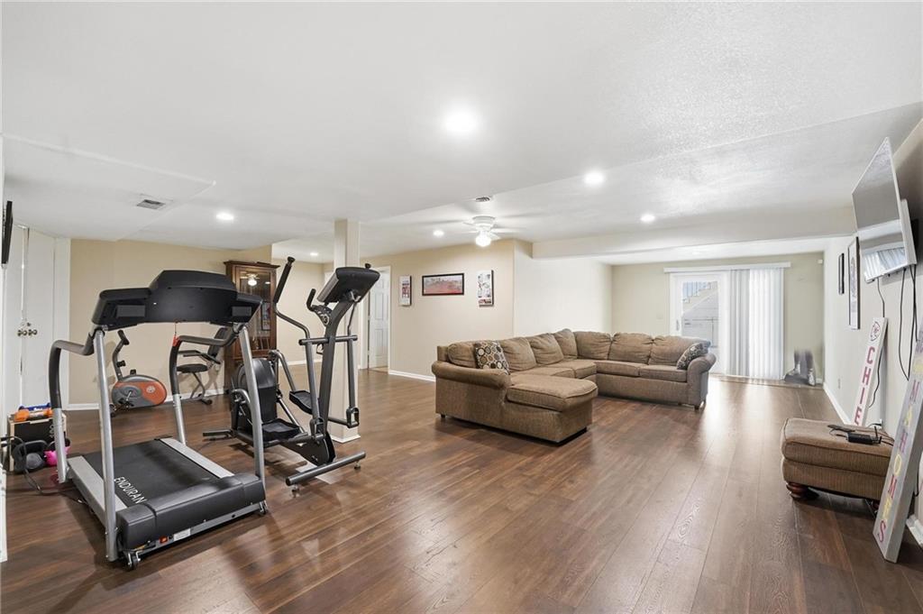 1021 Southwest Cheshire Drive Lee's Summit, MO 64083 - Photo 31 of 55