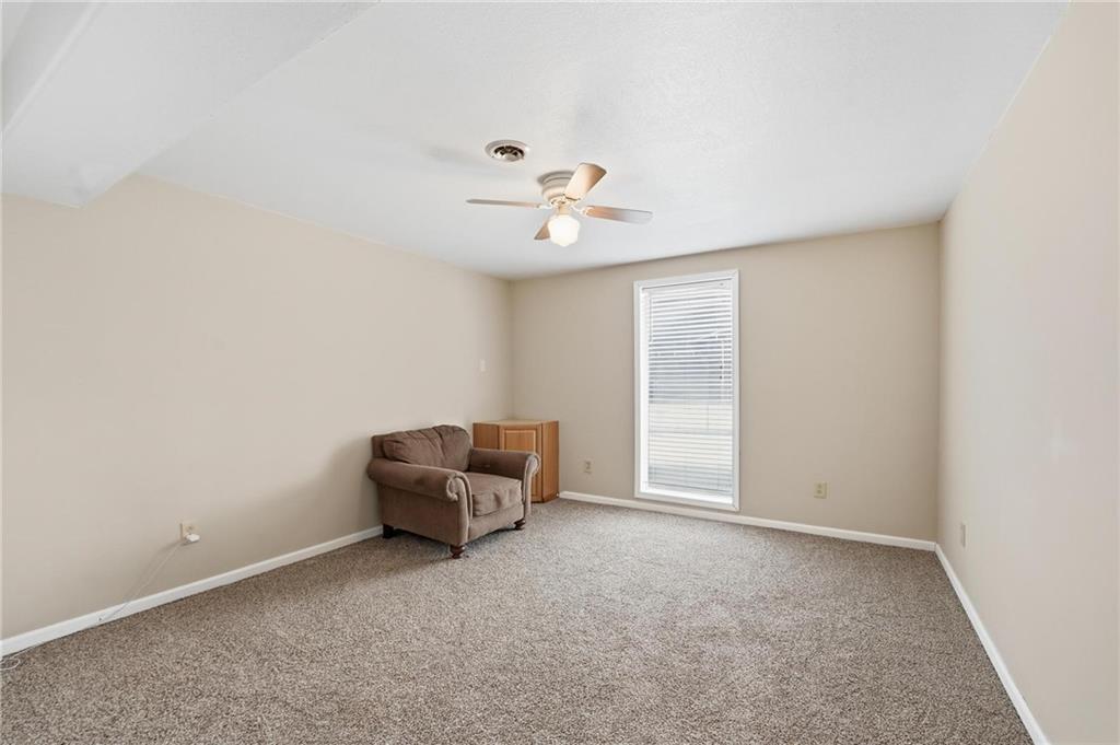 1021 Southwest Cheshire Drive Lee's Summit, MO 64083 - Photo 39 of 55