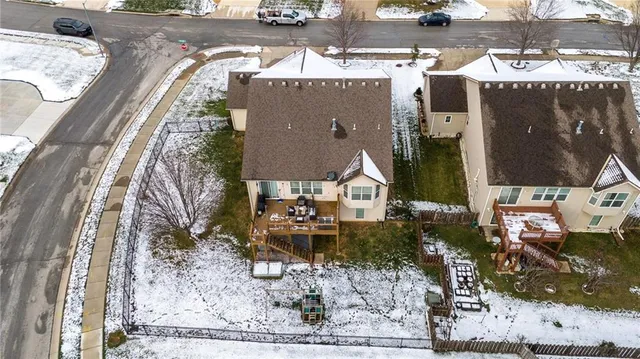 $475,000 | 1021 Southwest Cheshire Drive, Lee's Summit, MO 64083