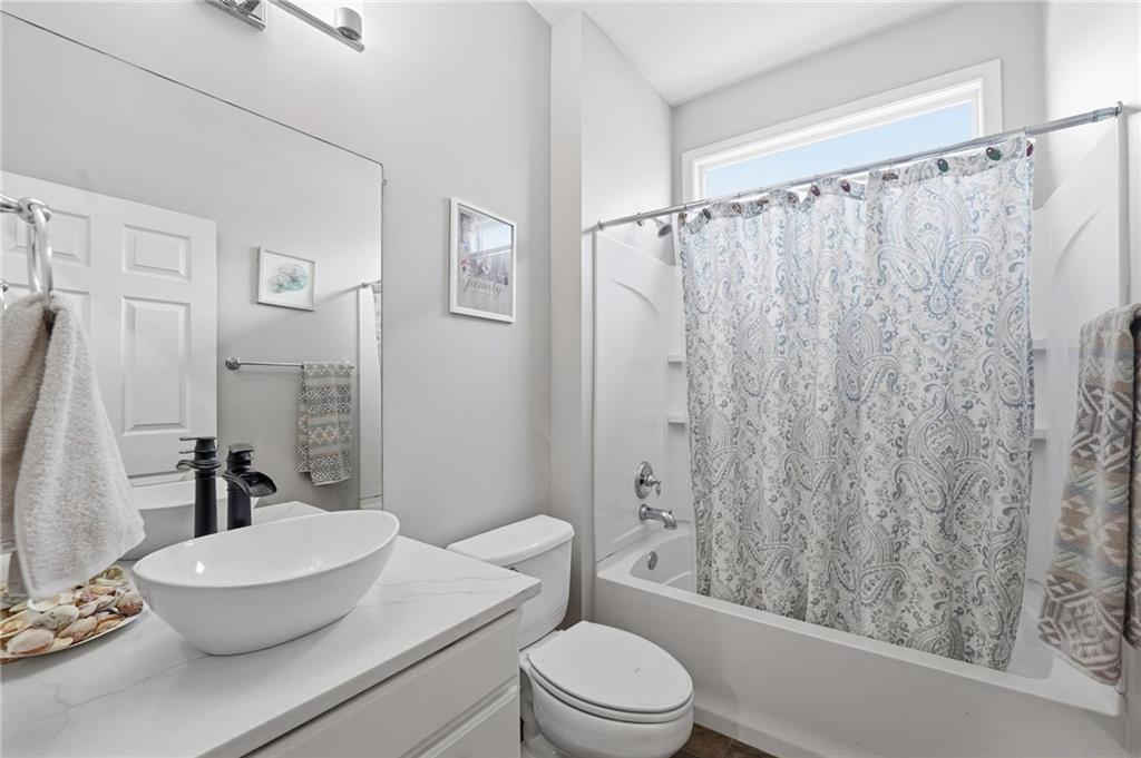 1021 Southwest Cheshire Drive Lee's Summit, MO 64083 - Photo 7 of 55