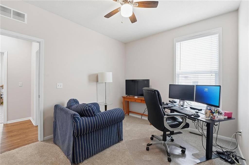 1021 Southwest Cheshire Drive Lee's Summit, MO 64083 - Photo 9 of 55