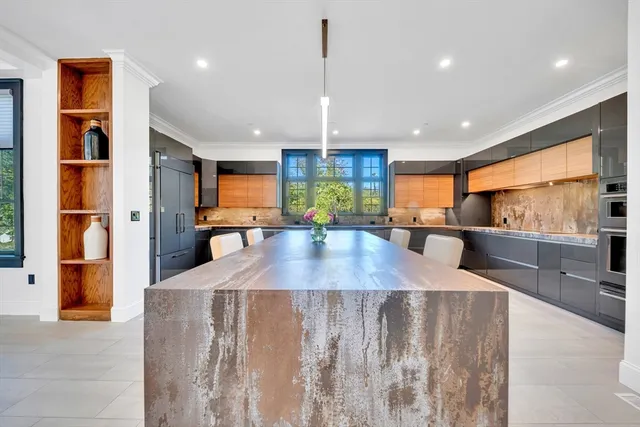 $3,788,000 | 19 Bridle Spur Lane, Danvers, MA 01923