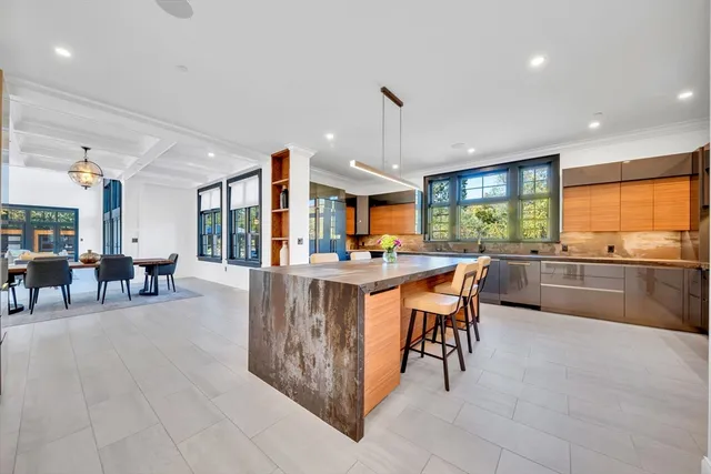 $3,788,000 | 19 Bridle Spur Lane, Danvers, MA 01923