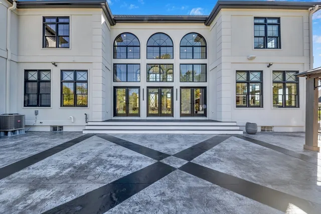 $3,788,000 | 19 Bridle Spur Lane, Danvers, MA 01923