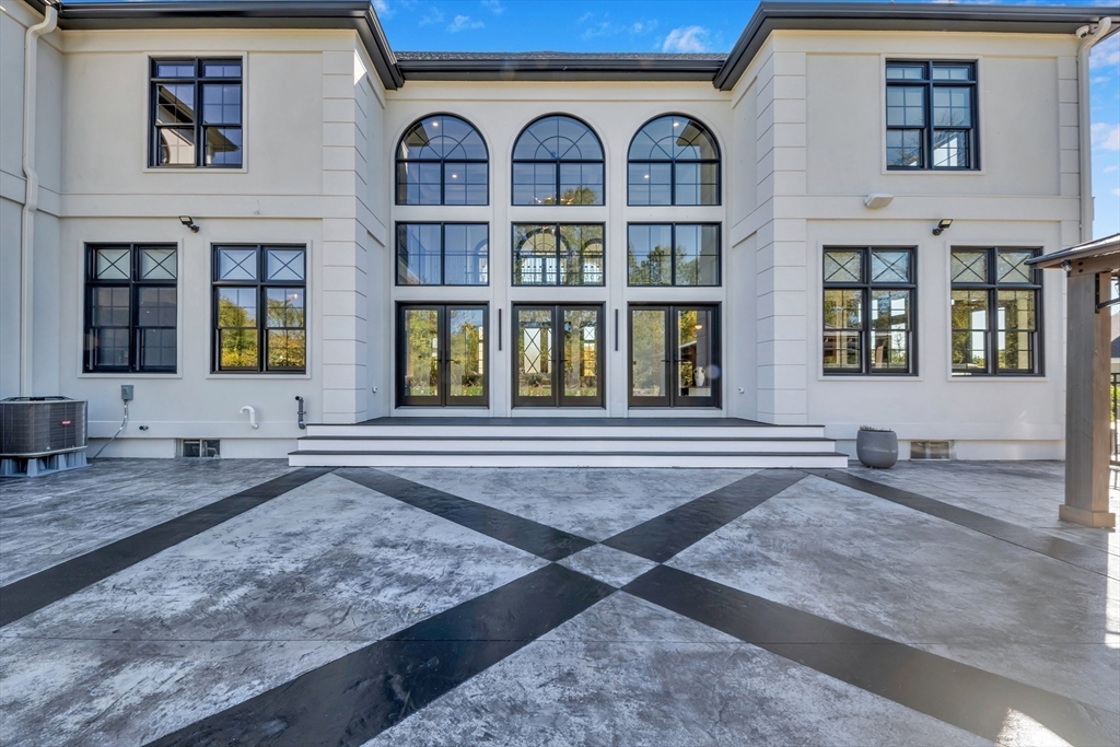 19 Bridle Spur Lane Danvers, MA 01923 - Photo 37 of 41