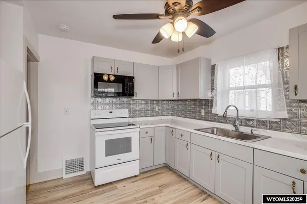 $178,000 | 2401 West B Street, Torrington, WY 82240